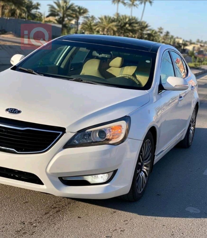 Kia Cadenza